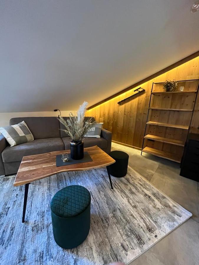 Bauernhof-Loft Edtgut Lägenhet Guggenthal Exteriör bild